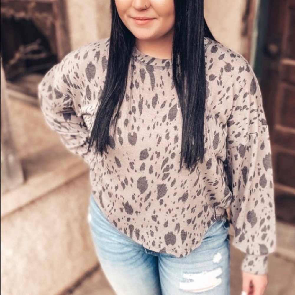 High-low long sleeve shirt